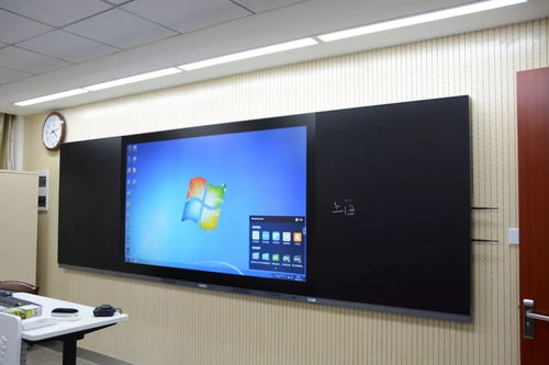 中院新教室 黑科技书写板带你穿越未来课堂